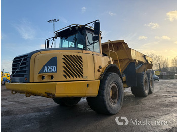 Сочленённый самосвал Dumper Volvo A25D 6X6: фото 3 Сочленённый самосвал Dumper Volvo A25D 6X6: фото 3