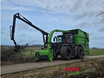 Трактор JCB Fastrac 4220