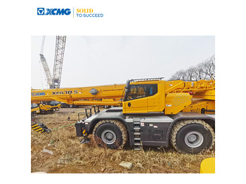 Короткобазный кран XCMG