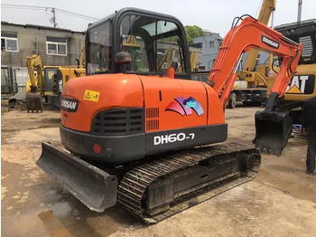 Гусеничный экскаватор DOOSAN DH60-7