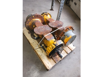 Ось и запчасти LIEBHERR