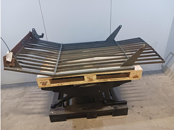 Бампер LIEBHERR