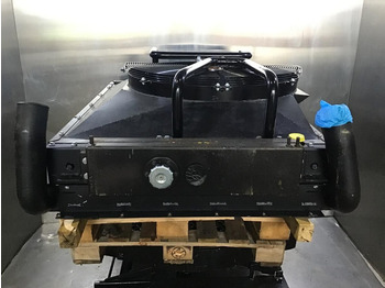 Радиатор LIEBHERR