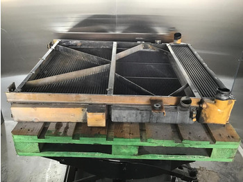 : фото в шапке страницы