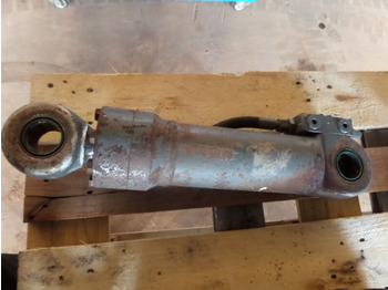 Гидравлический цилиндр LIEBHERR