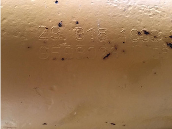 Гидравлический цилиндр LIEBHERR