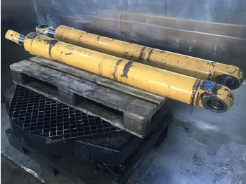 Гидравлический цилиндр LIEBHERR