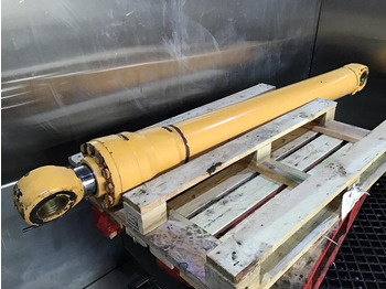 Гидравлический цилиндр LIEBHERR