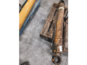 Гидравлический цилиндр LIEBHERR