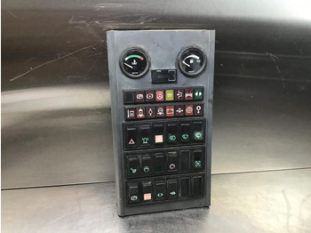 Приборная панель LIEBHERR