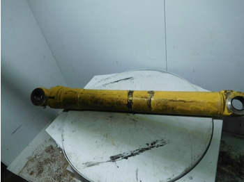 Гидравлический цилиндр LIEBHERR