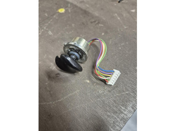 : фото в шапке страницы