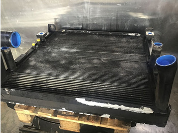 Радиатор LIEBHERR