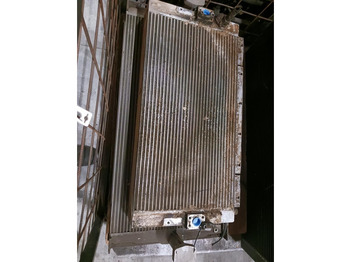 Радиатор LIEBHERR