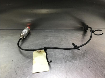 : фото в шапке страницы