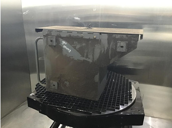 Запчасти LIEBHERR