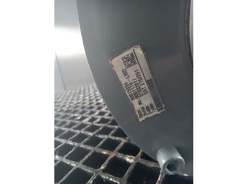 Запчасти LIEBHERR