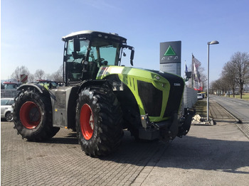 Трактор CLAAS Xerion