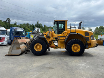 Колёсный погрузчик VOLVO L180G