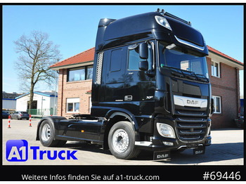 Тягач DAF XF 530