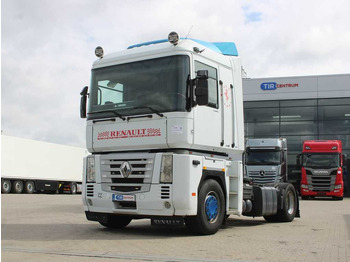 Тягач RENAULT Magnum 440