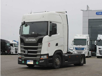 Тягач SCANIA S 450
