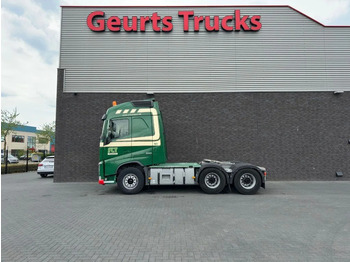 Тягач VOLVO FH 500