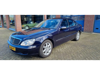 Седан MERCEDES-BENZ