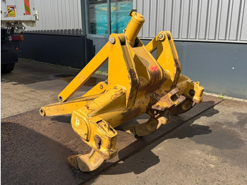 Рыхлитель CATERPILLAR