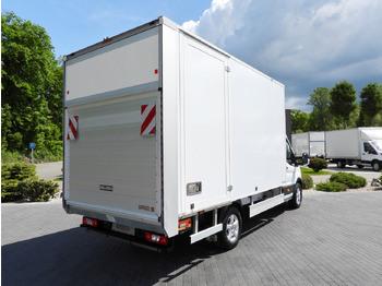 Фургон с закрытым кузовом FORD TRANSIT  BOX LIFT 8 PALLETS CRUISE CONTROL LED LIGHTS AIR CONDITIONING  130HP: фото 3