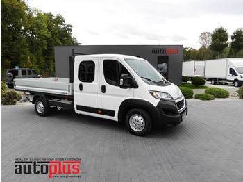 Малотоннажный бортовой грузовик PEUGEOT Boxer