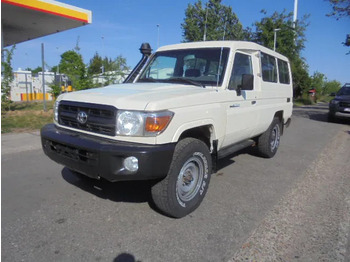 Легковой автомобиль TOYOTA Land Cruiser