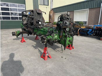 Трактор John Deere 6130r: фото 2