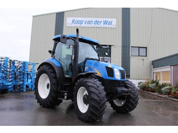 Трактор NEW HOLLAND T6000