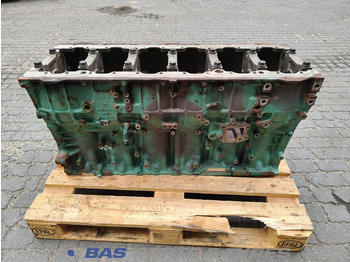 : фото в шапке страницы