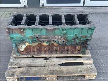 : фото в шапке страницы