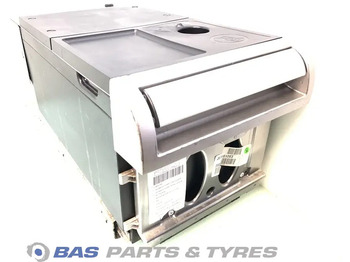 : фото в шапке страницы