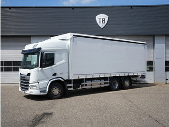 Тентованный грузовик DAF XD 450