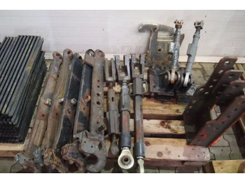 Запчасти для Тракторов Ramiona i wieszaki oraz siłowniki do ciągnika Claas TUZ RENAULT, CLAAS, MASSEY FERGUSON: фото 3 Запчасти для Тракторов Ramiona i wieszaki oraz siłowniki do ciągnika Claas TUZ RENAULT, CLAAS, MASSEY FERGUSON: фото 3