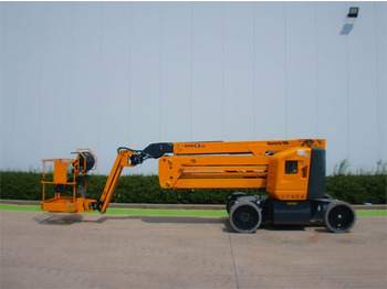 Коленчатый подъемник HAULOTTE