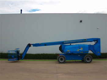 Коленчатый подъемник JLG