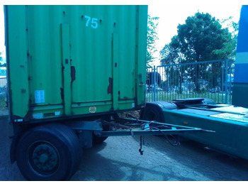 Тентованный прицеп KRONE