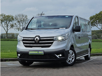 Микроавтобус RENAULT Trafic 2.0