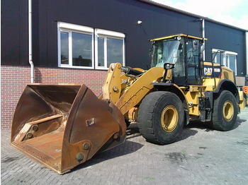 Колёсный погрузчик CATERPILLAR 950M