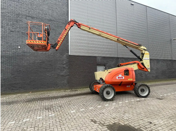 Телескопический подъемник JLG 600AJ