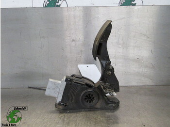 : фото в шапке страницы