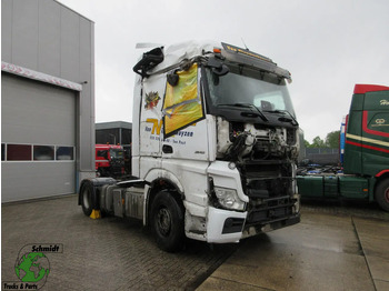 Тягач MERCEDES-BENZ Actros 1848