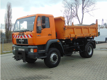 Самосвал MAN 8.224