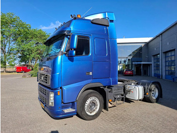 Тягач VOLVO FH13 400