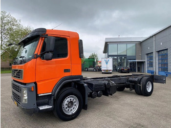 Volvo FM9-260 / HYDRAULICS / NL TRUCK / AUTOMATIC / EURO-3 / 2005 в лизинг Volvo FM9-260 / HYDRAULICS / NL TRUCK / AUTOMATIC / EURO-3 / 2005: фото 1